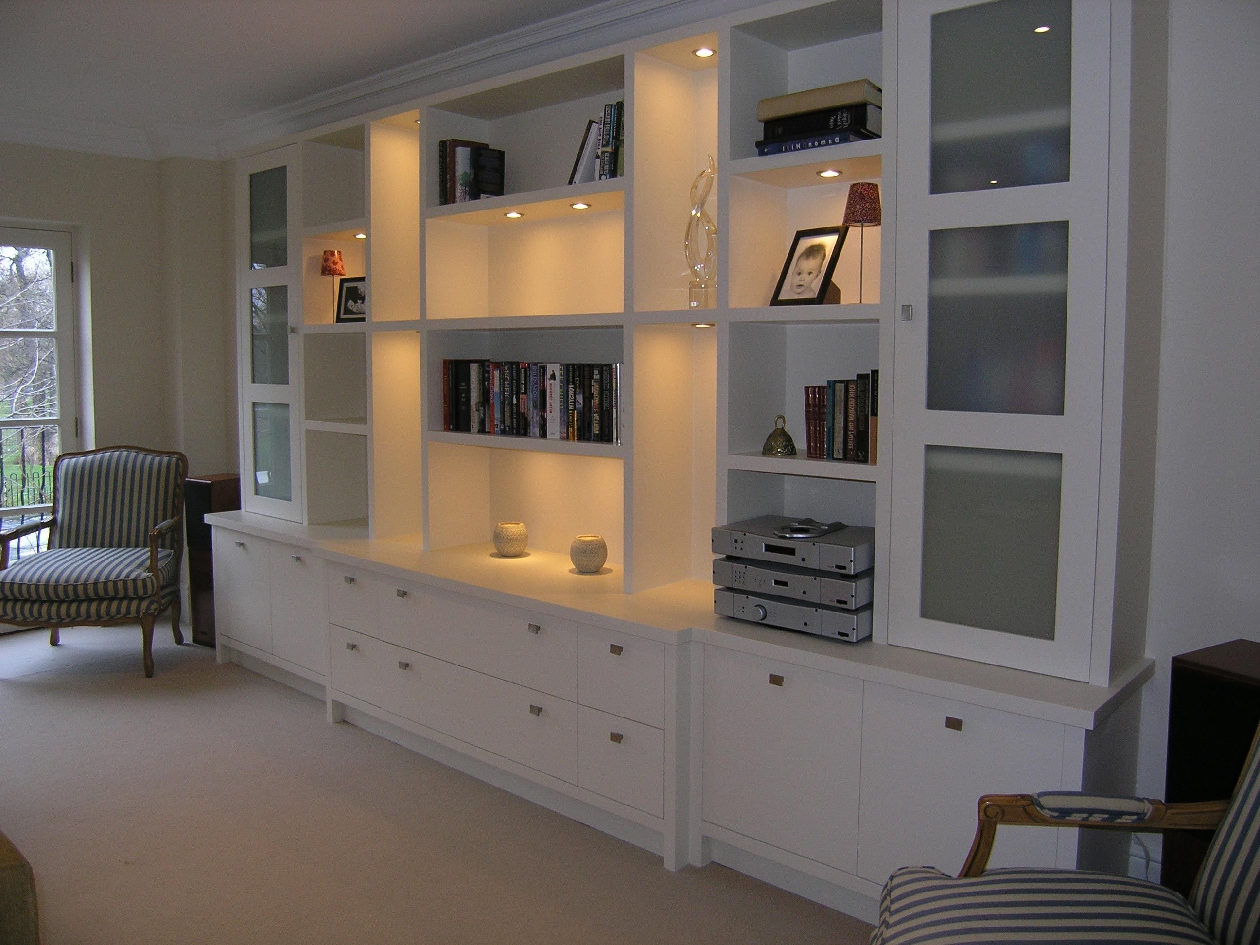 Modern Built-In Living Room Cabinets