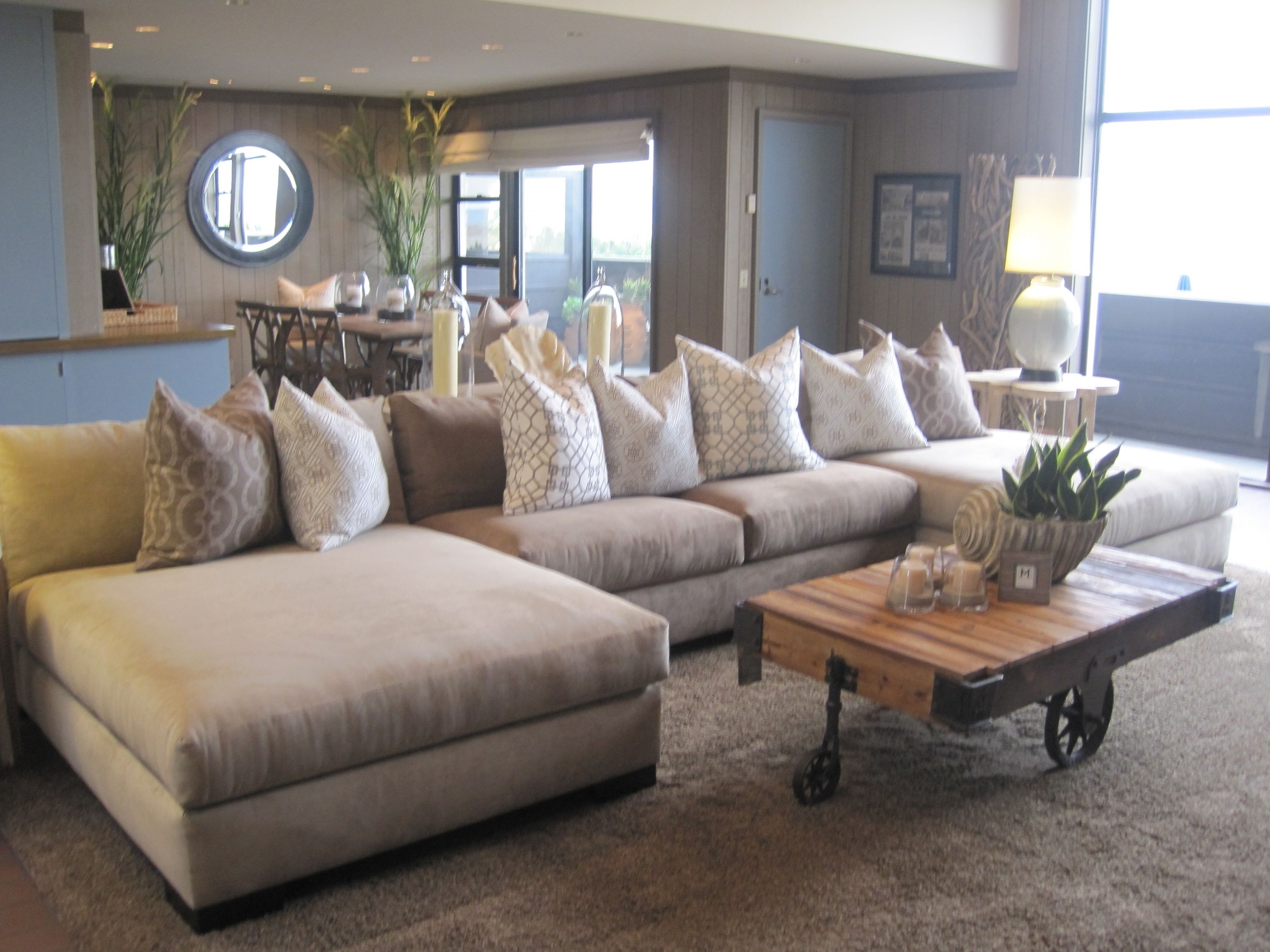 chaise lounge in living room ideas