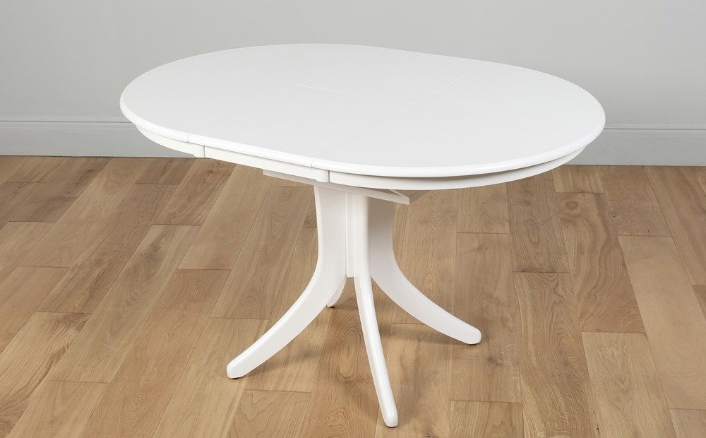 white circle dining room table